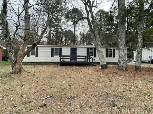 626 Dashland Dr, Fayetteville, NC 28303