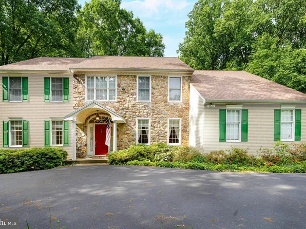 30 Ludwigs Crossing Ln, Glenmoore, PA 19343