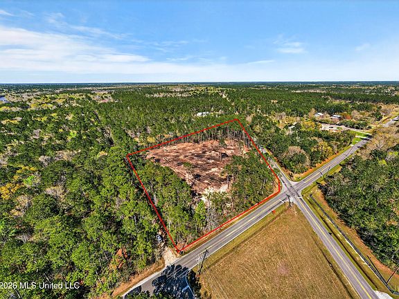 4th image of Red Creek Rd