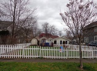 27 Hammond St, Jamestown, NY 14701