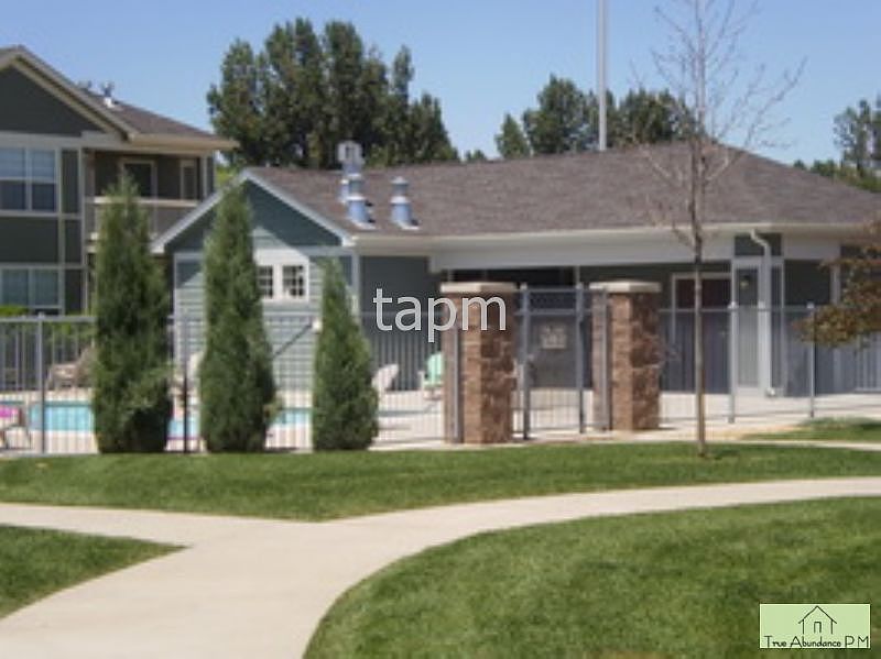 2nd image of 2990 W C St #202