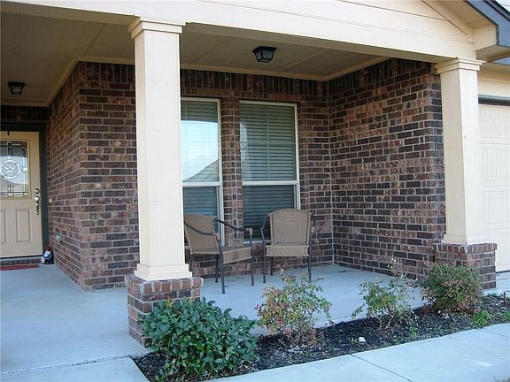 2nd image of 19 Crocker Dr