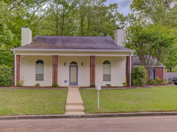 400 Longwood Dr, Vicksburg, MS 39180