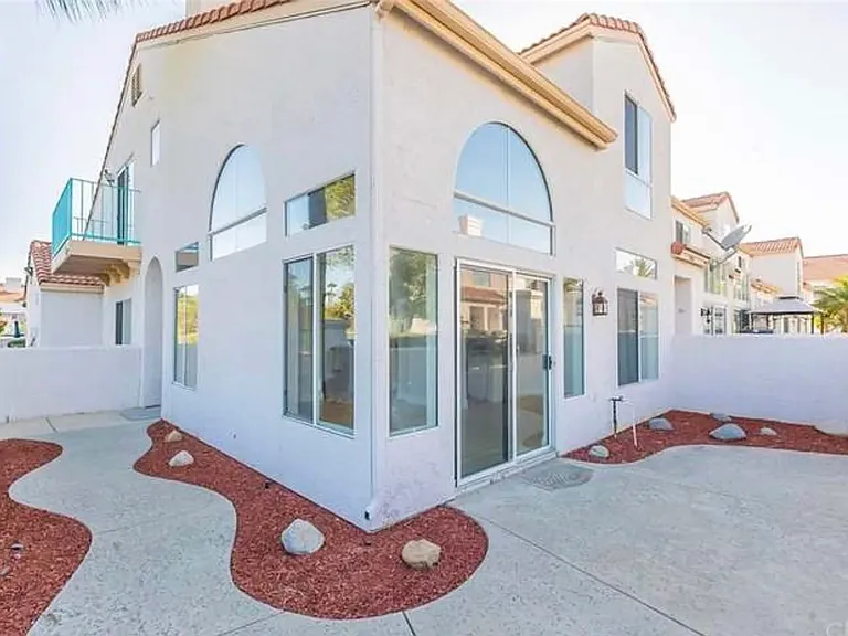 29552 Courtney Pl — Photo 14