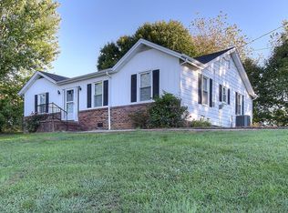1414 Bristol Hwy, Elizabethton, TN 37643