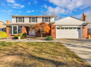 16434 Parklane St, Livonia, MI 48154