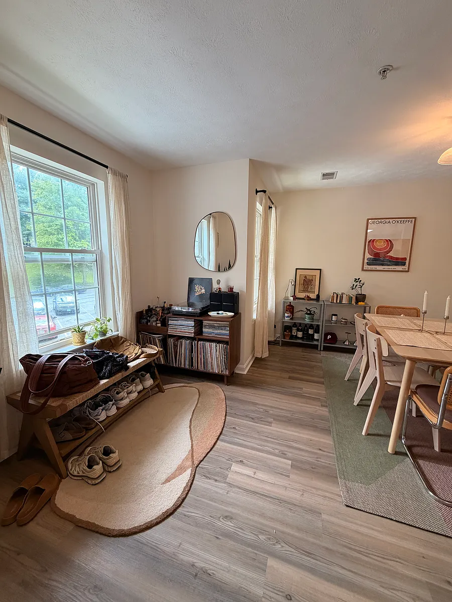 Building Photo - 4466 Woodsman Dr #631
