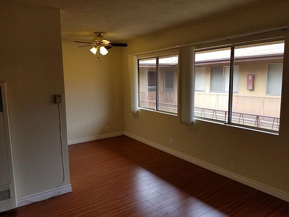 2nd image of 1421 Venice Blvd APT 3