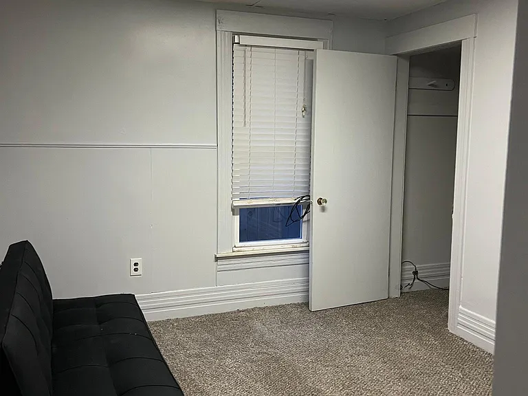 139 Davis St #1 — Photo 6