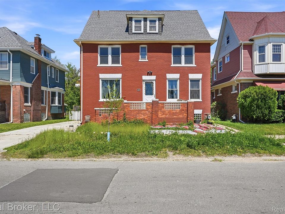 1st image of 137 Trowbridge St