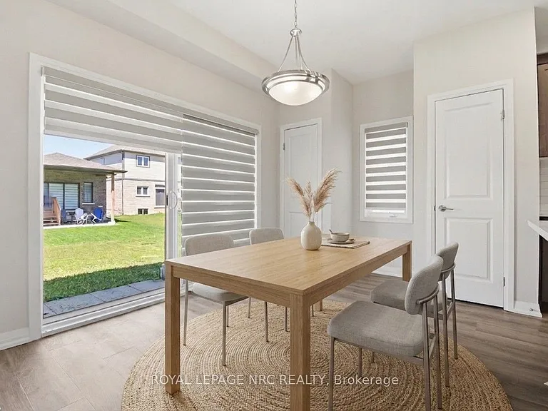 7437 Jonathan Dr — Photo 13