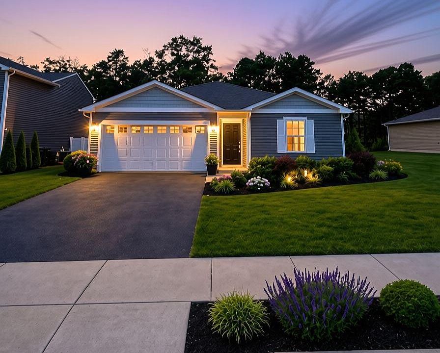 1st image of 7 Pin Oak Dr