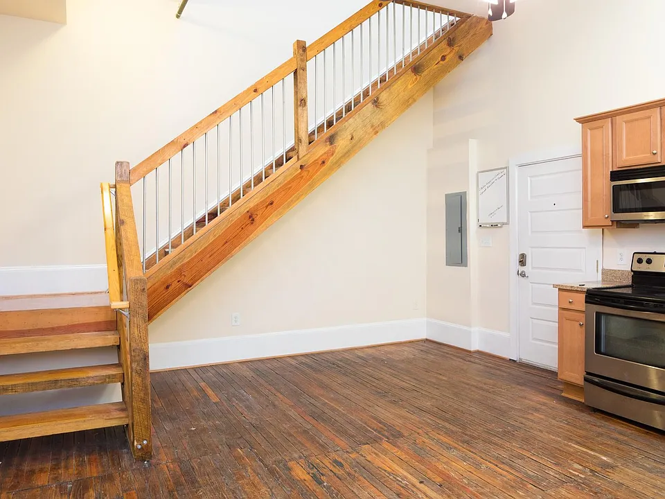 323 W Broad St #2