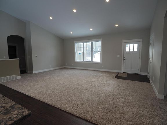 2nd image of 858 Cedar Woods Ter