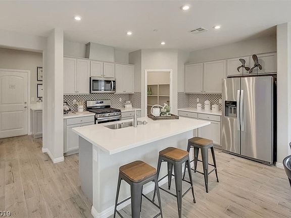 3rd image of 1022 Huckburn Avenue Lot #10