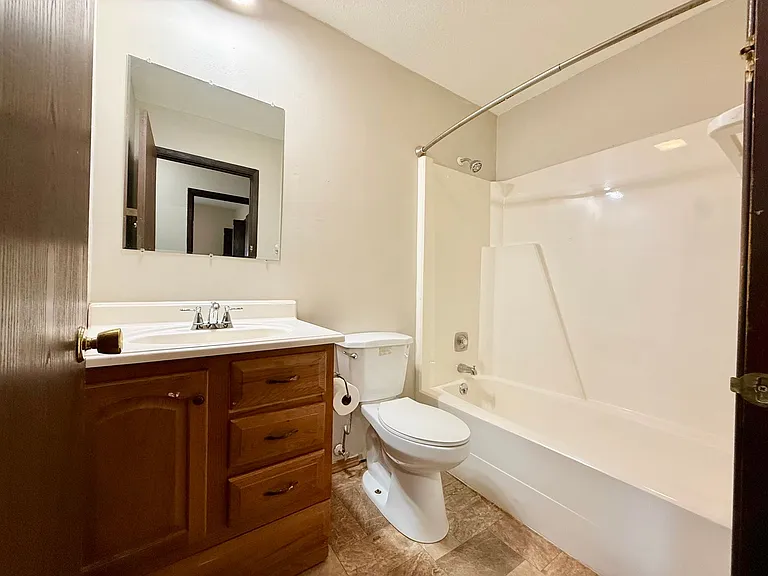 220 Hawkeye Way — Photo 5