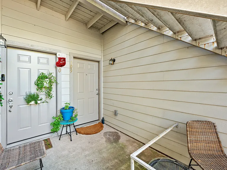 3839 Dry Creek Dr #109 — Photo 9