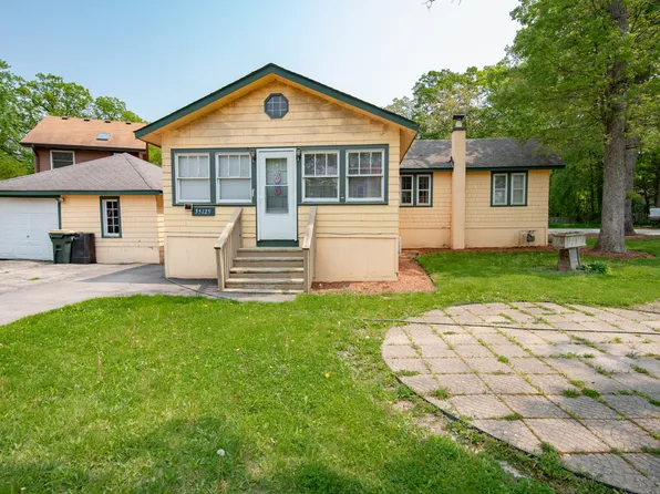 35125 N Shoreline Dr, Ingleside, IL 60041