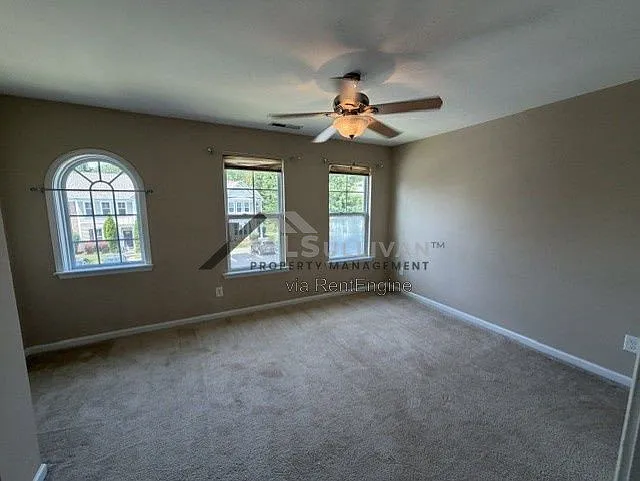 100 Stratford Lakes Dr #221 — Photo 8