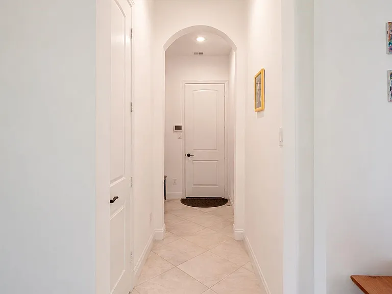 20214 Overland Hills Ln — Photo 35
