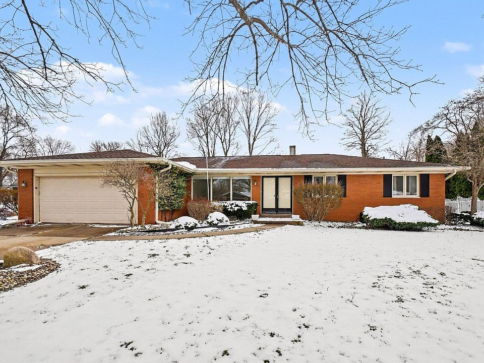 1st image of 1372 Berkshire Dr