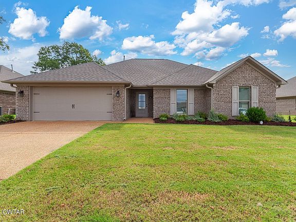 3rd image of 72 Bear Trace Dr