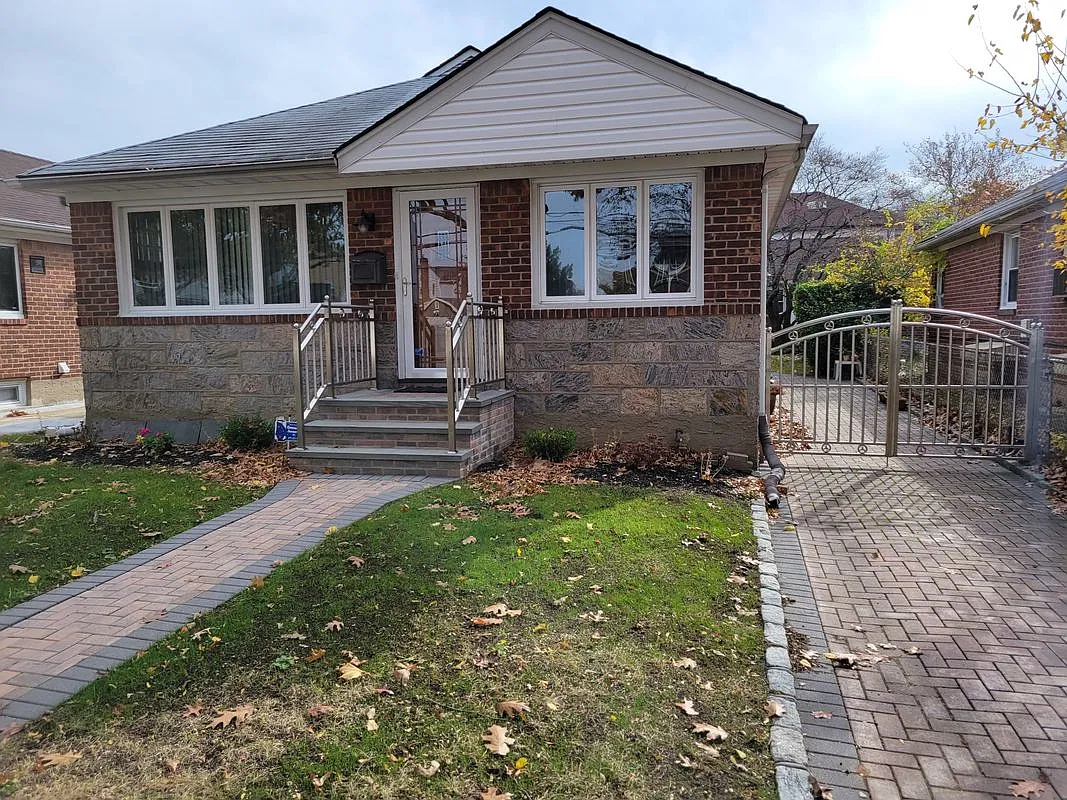 3 bed, 2.0 bath, 2246 sqft, $4,800 — Photo 1