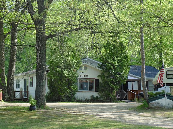 2nd image of 16180 Pretty Lake Dr
