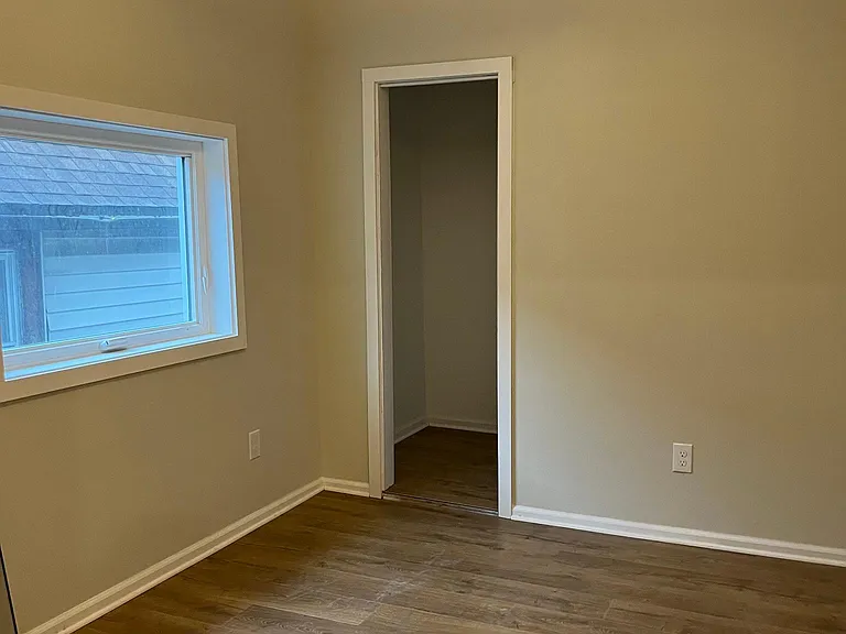 391 Forest Ave #2 — Photo 10