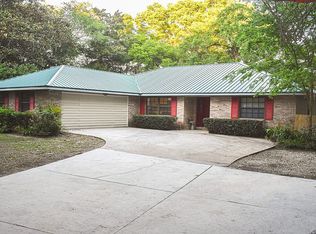 1135 Lake Ln SE, Keystone Heights, FL 32656