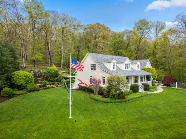 5 Mares Hill Road, Essex, CT 06442