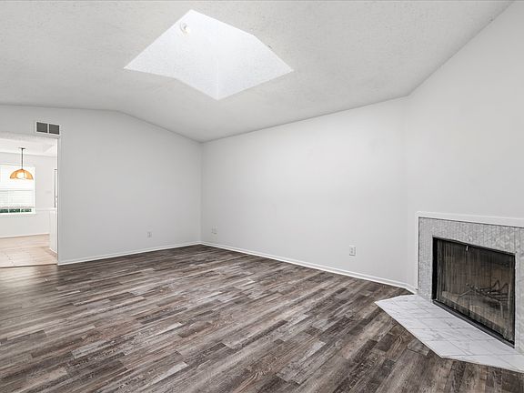 5th image of 4830 Gatewood Rd