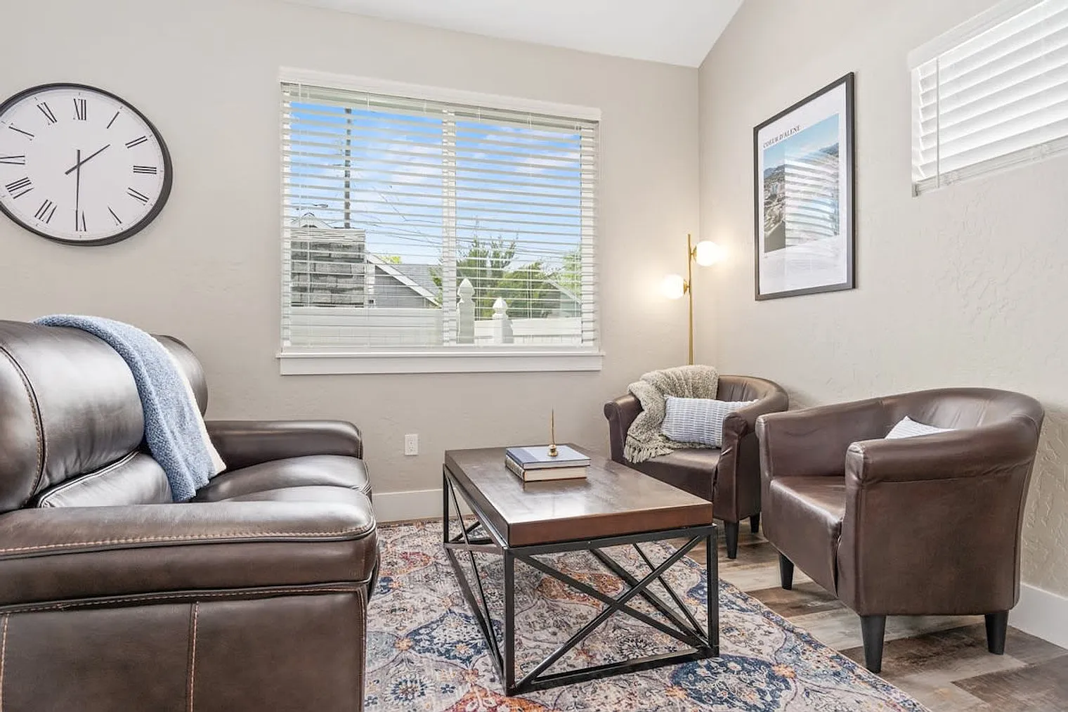 4 bed, 3.0 bath, 1550 sqft, $4,683 — Photo 3