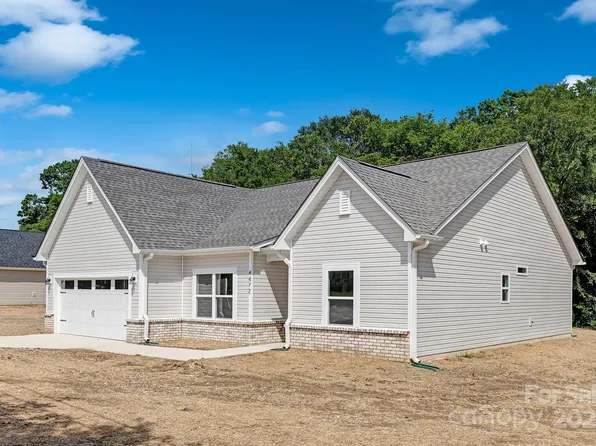 4478 Pebblebrook Cir SW, Concord, NC 28027