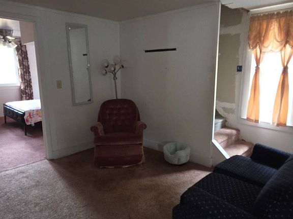 3rd image of 4917 Whitefeather Rd