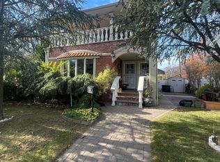 39-2 210th St FLOOR 1, Bayside, NY 11361