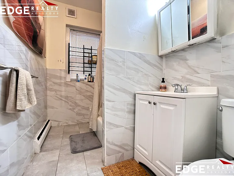 25 Chester St #2 — Photo 8
