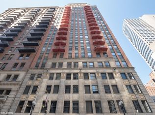 208 W Washington St APT 808, Chicago, IL 60606
