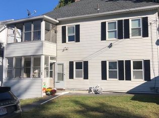 28 Park St, Clinton, MA 01510