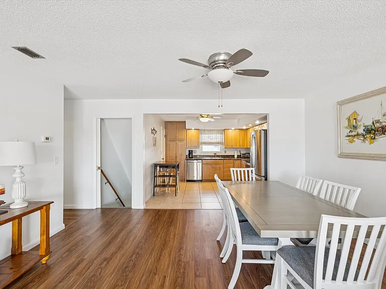 3272 Minnow Creek Dr — Photo 11