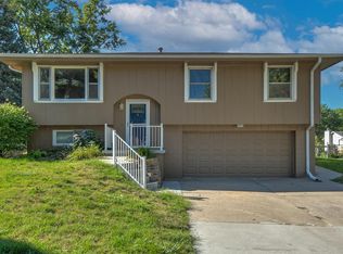 213 Acorn Cir, Gretna, NE 68028