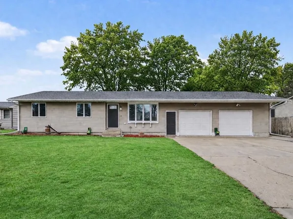 510 N Montgomery Ave, Le Center, MN 56057