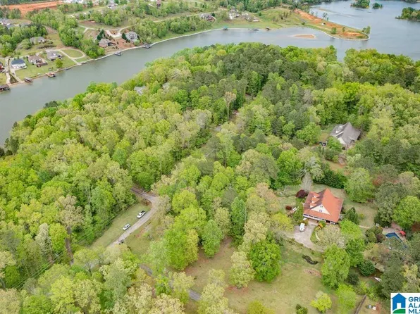 870 Shelton Shores Dr, Talladega, AL 35160