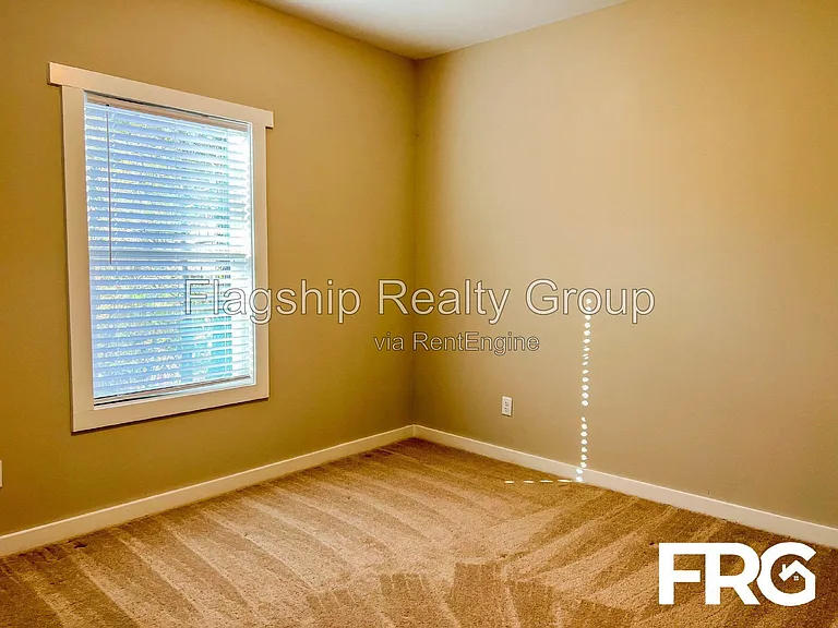 1501 S Taylor St — Photo 27