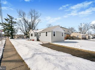 306 Grape St, Warminster, PA 18974