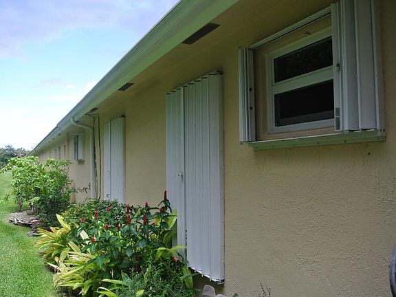 3rd image of 5525 Boynton Gardens Dr