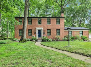 3540 Salem Rd, Troy, MI 48084