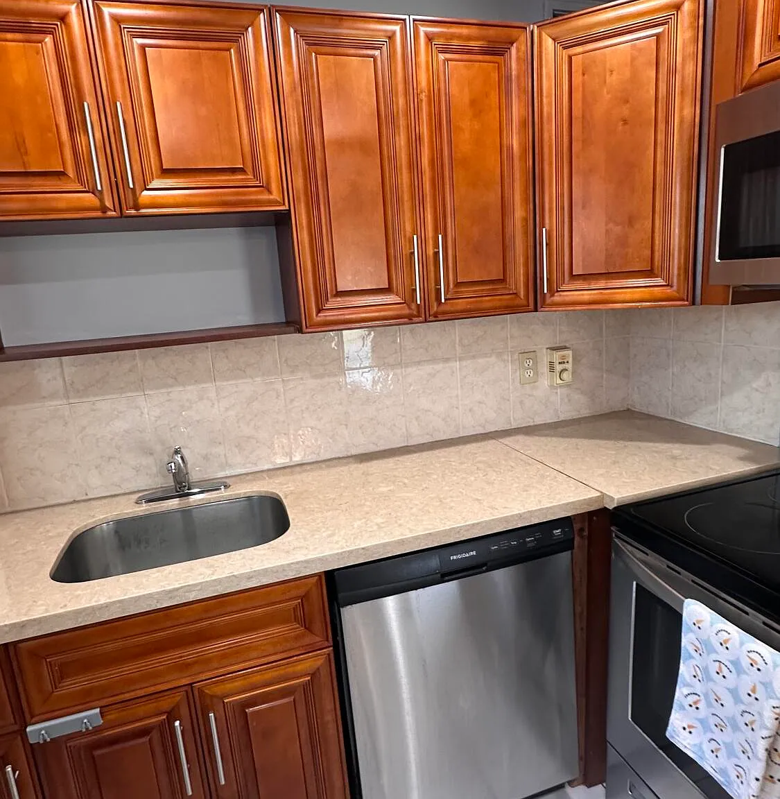 2 bed, 2.0 bath, 880 sqft, $1,700 — Photo 4