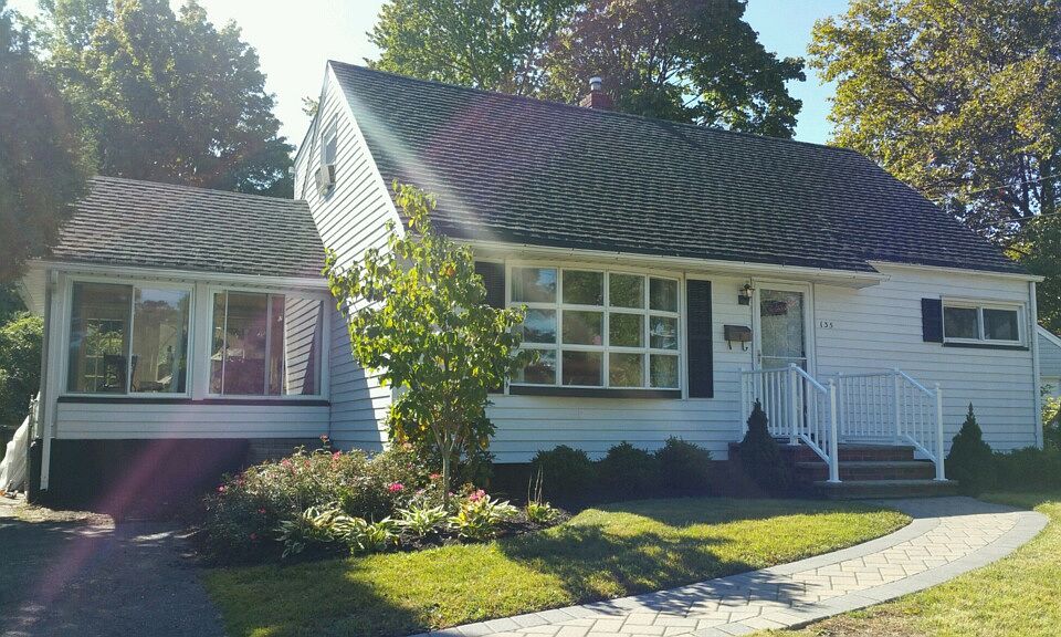 1st image of 135 Millington Dr