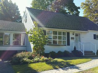 135 Millington Dr, Midland Park, NJ 07432